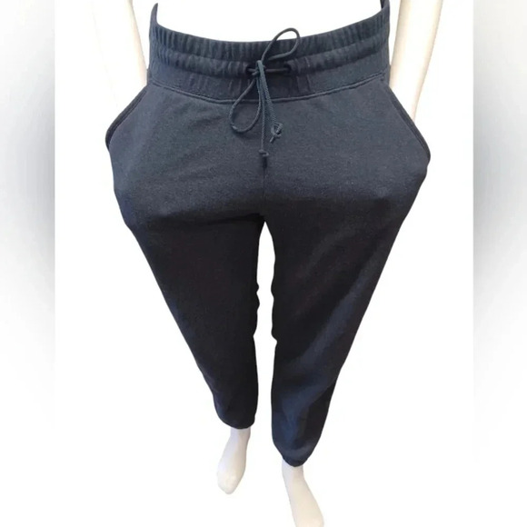 Kit and Ace Charcoal  Gray Activewear Jogging Pants Size Medium - Picture 1 of 9